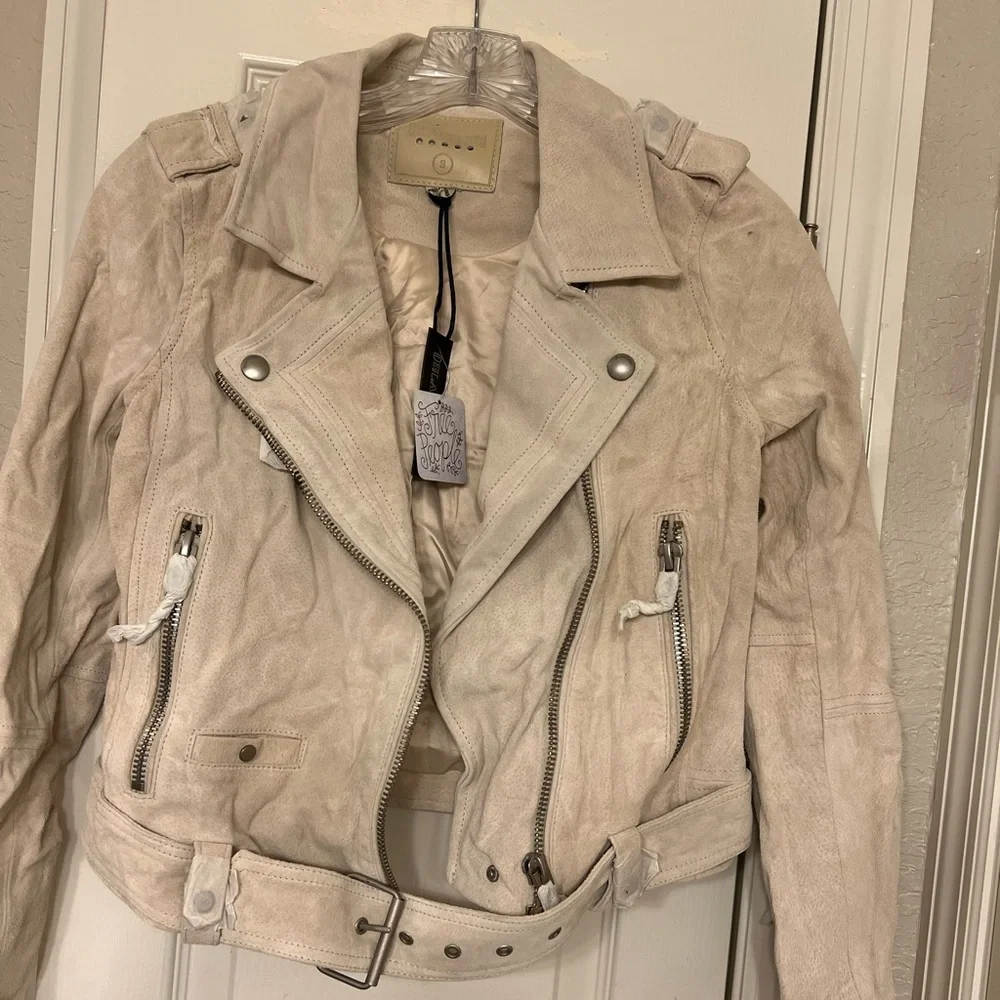 Blank NYC brand new with tags adorable leather jacket with cute buckle detail - Picture 5 of 13